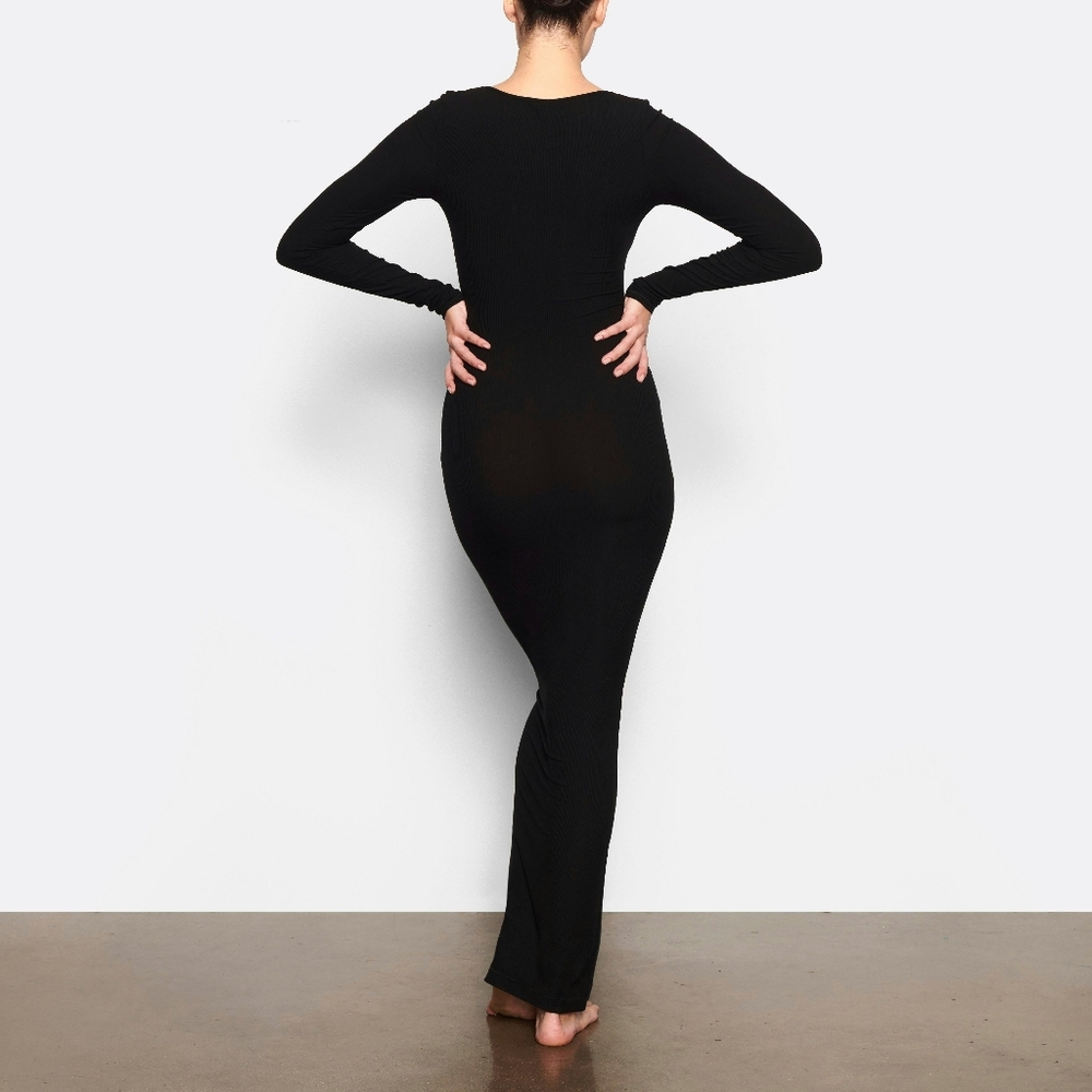 NWT SKIMS Soft Lounge Maxi Dress Long Sleeve S Onyx - Picture 2 of 3